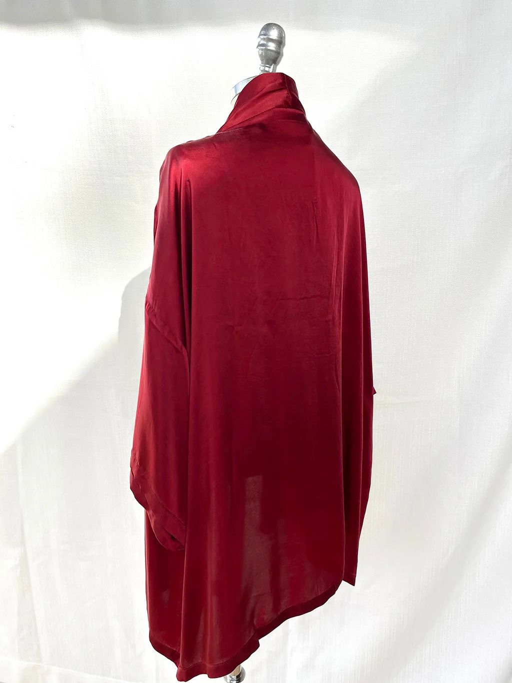 ESSENTIAL SHORT CARDIGAN