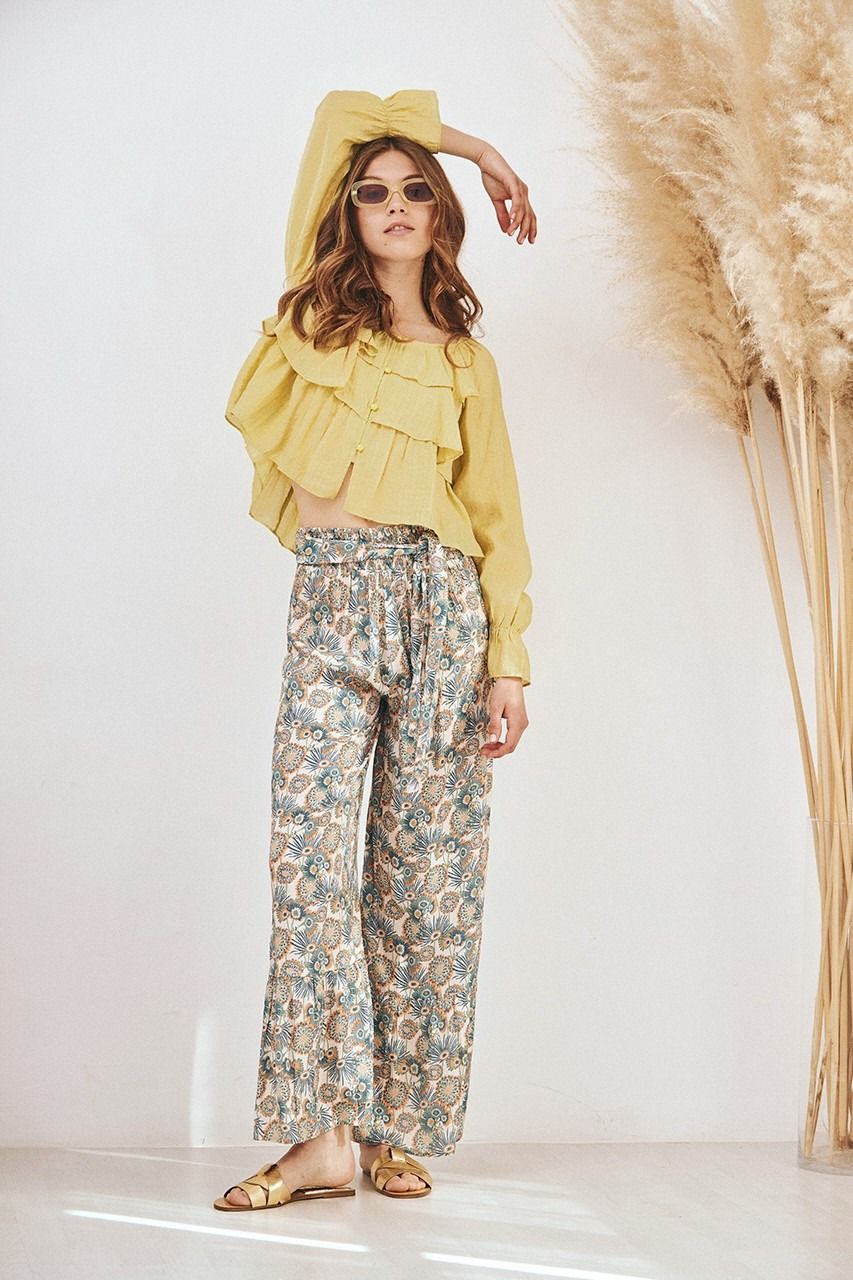 SAKET BLUSA CON VOLANT