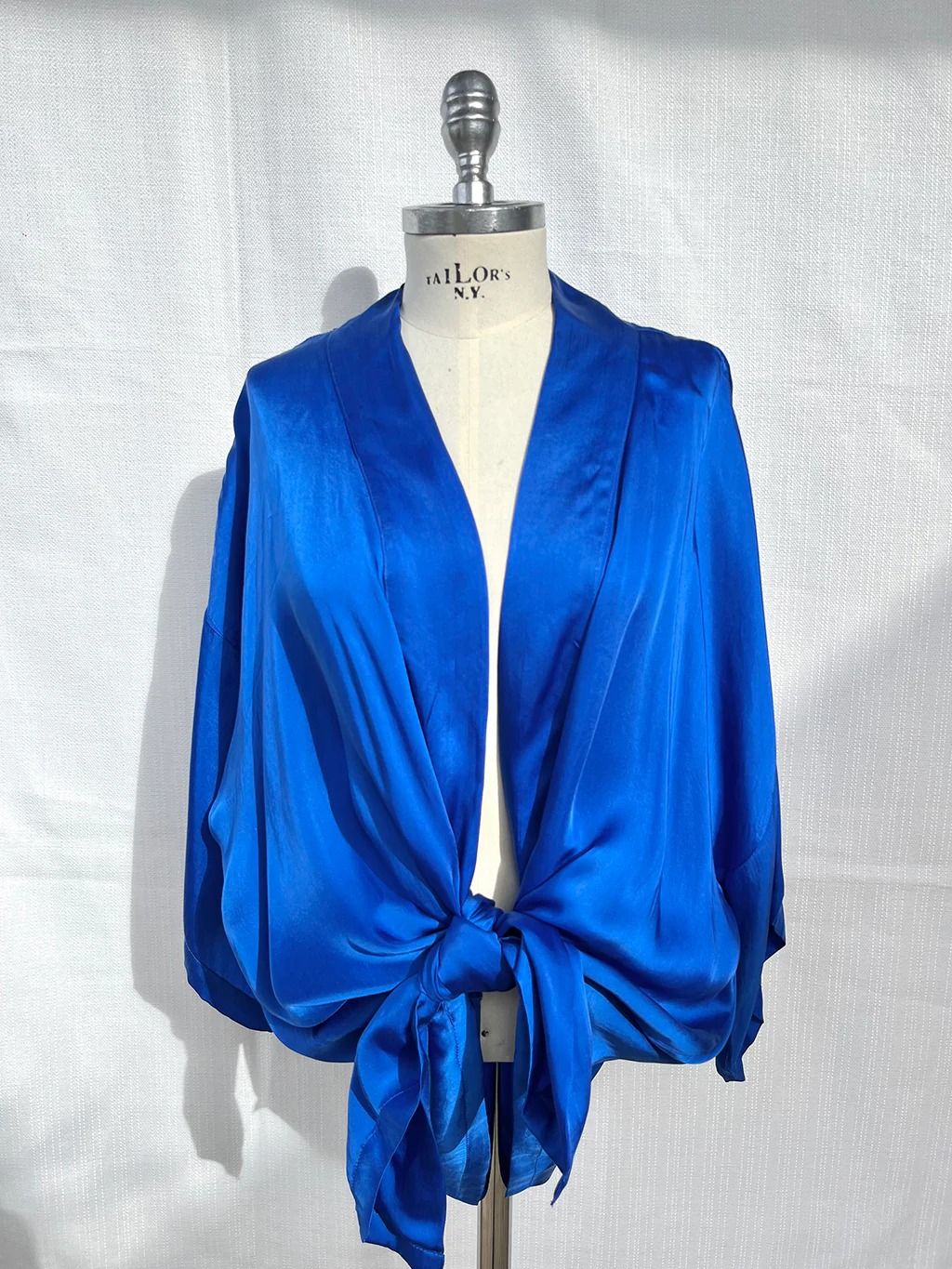 ESSENTIAL SHORT CARDIGAN