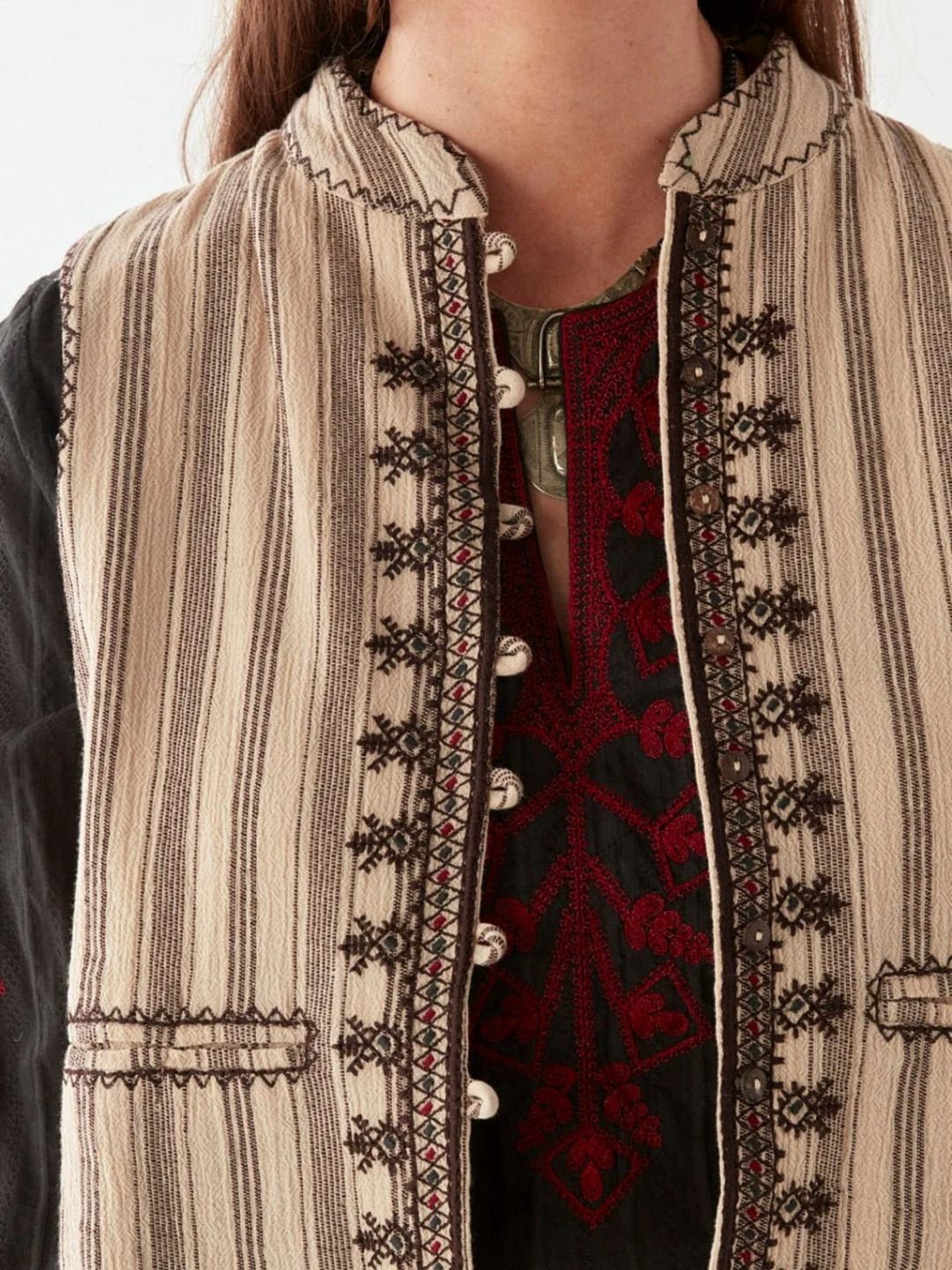 DALIA GILET RICAMATO