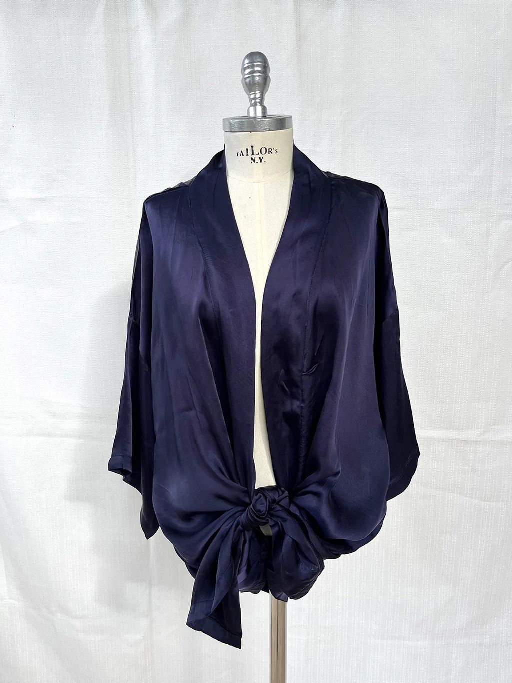 ESSENTIAL SHORT CARDIGAN