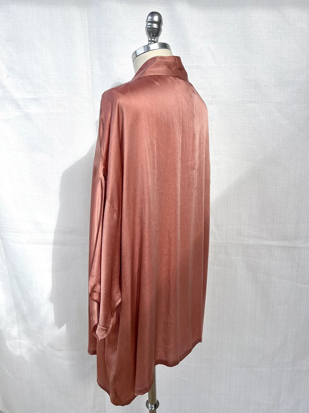 ESSENTIAL SHORT CARDIGAN