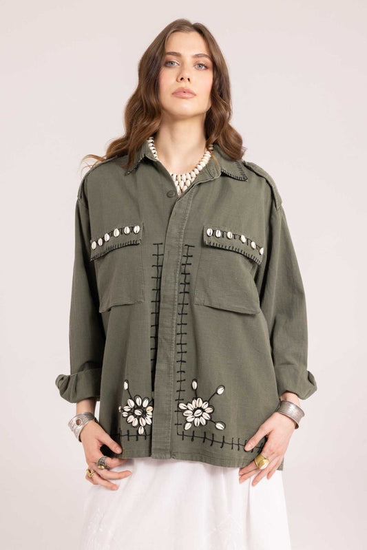 OVERSHIRT MILITARE CON RICAMI E CONCHIGLIE
