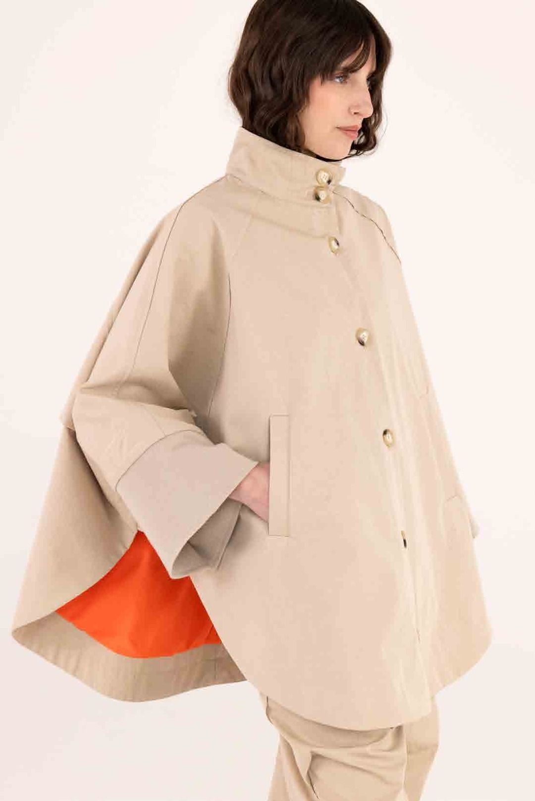 MANTELLA TRENCH