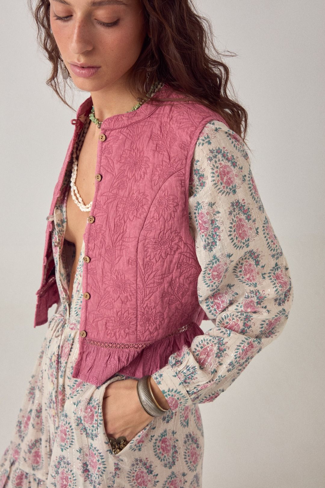 GILET RICAMATO MIA