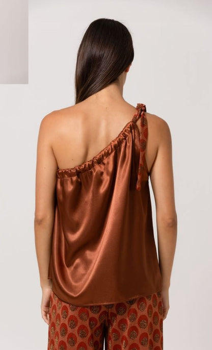 Top de un hombro con detalle lurex