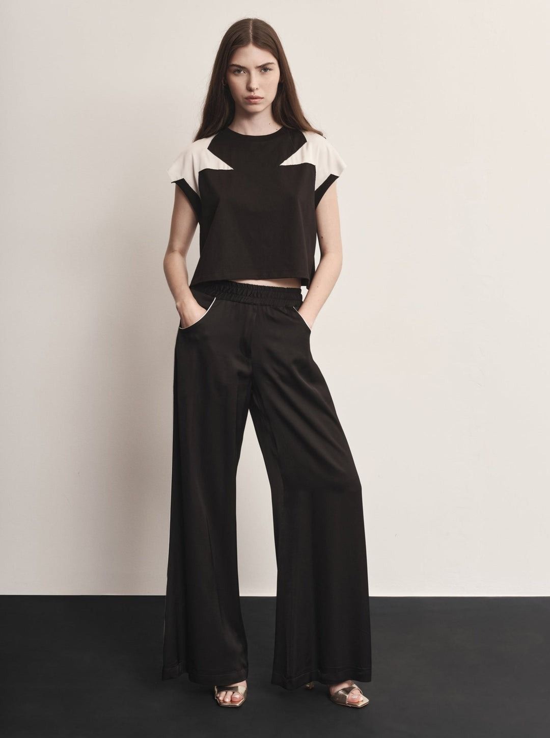 PANTALONE WIDE LEG IN RASO