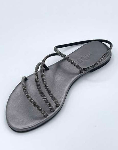 Sandalo Santorini Kima con strass grigio metallizzato, vista dall'alto.