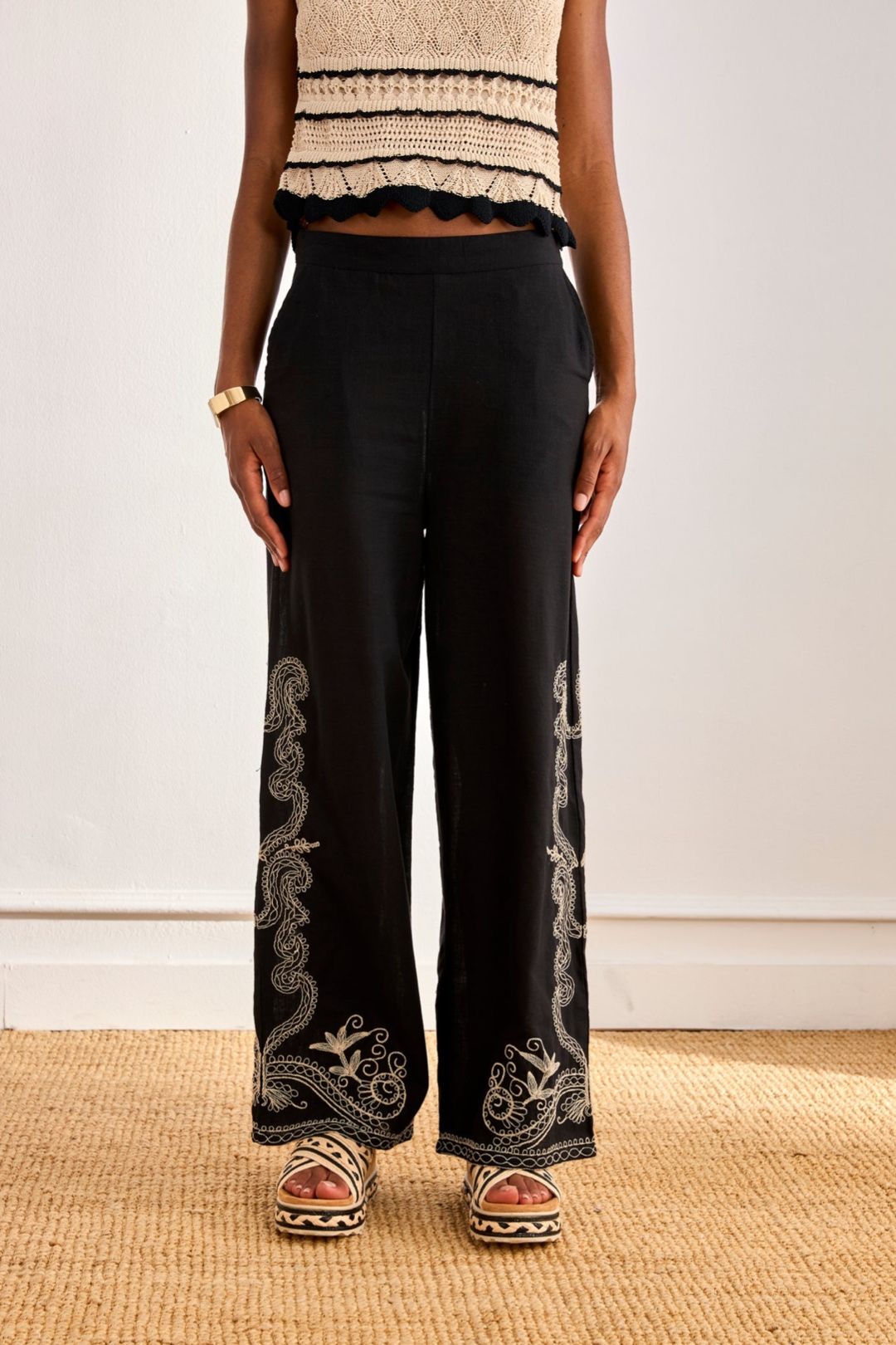 PANTALONI RICAMATI AYO