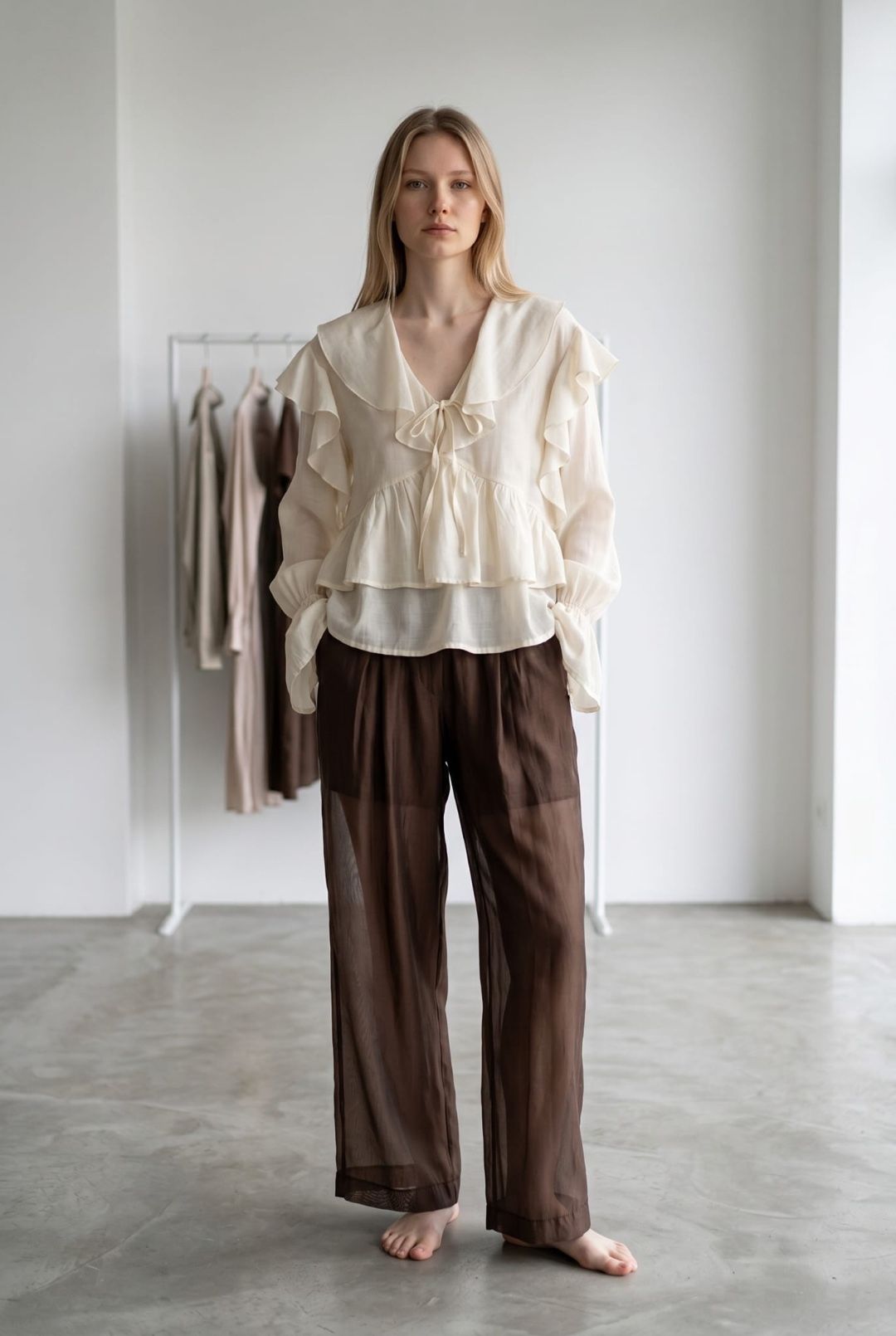PANTALONE SEMI TRASPARENTE